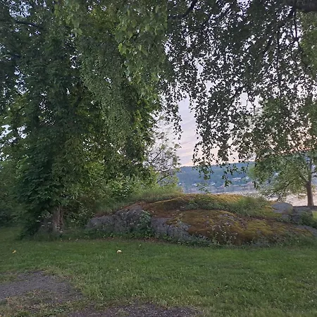 George&k * Larvik